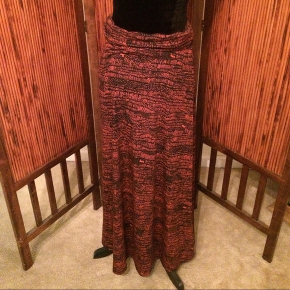 LuLaRoe Dresses & Skirts - LuLaRoe Maxi Skirt Size Medium